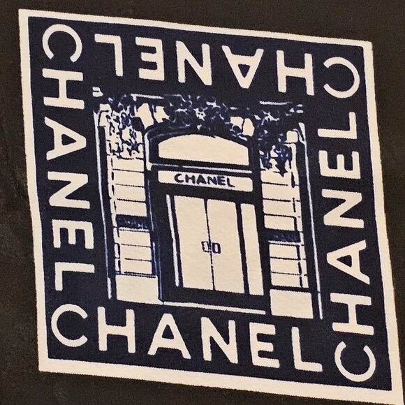 Vintage CHANEL CC Squares Scarf - Picture 4 of 7